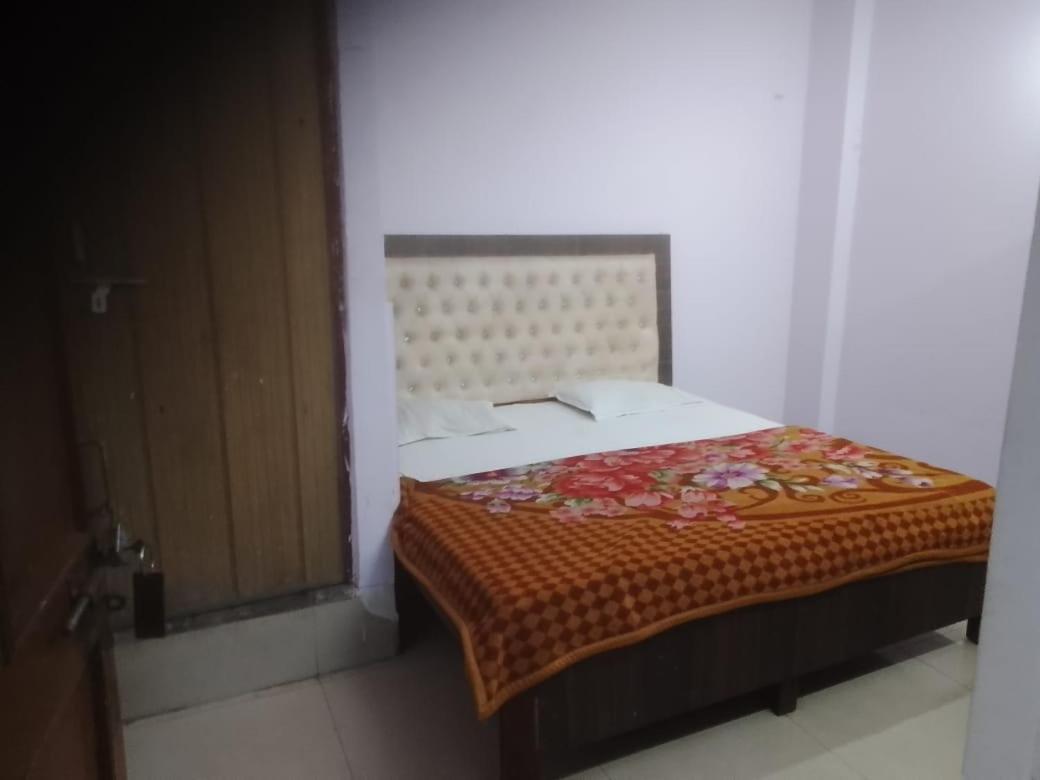 Hotel Maharaja Inn By Wb Inn Kanpur Exterior photo